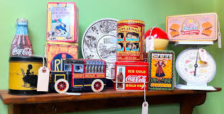 collecting 1930s, 1940s & 1950s kitchen