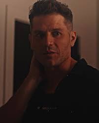 Tommy Buck's Instagram, Twitter & Facebook