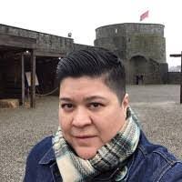 Melissa Hidalgo's Instagram, Twitter & Facebook