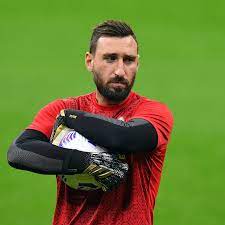 Gianluigi donnarumma is reported to have set out his demands to ac milan, and wants his salary upped from €6m per season to €10m if he is to stay beyond 2020/21. Official Antonio Donnarumma S Contract With Ac Milan Elapses Finally The Ac Milan Offside