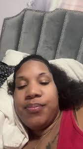 Risa Smith's Instagram, Twitter & Facebook