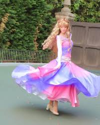 Pin By Christa Keir On Disney Disney Princess Aurora Disneyland Princess Disney Sleeping Beauty