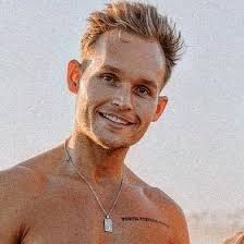 Austin Gayne (@austingayne) • Threads, Say more