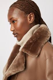 Short shearling jacket online