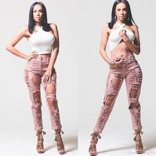 Resultado de imagem para roupas femininas
