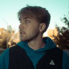 Chance Dubinick 🌍 (@chancedubinick) • Instagram photos and videos