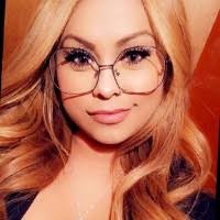 60+ perfiles de «Ema Ortega»