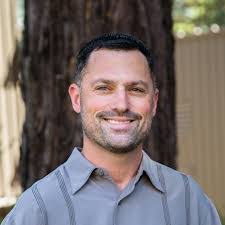 Andrew Dolder's Instagram, Twitter & Facebook