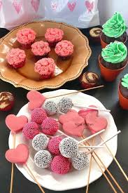Cake pop holder are bpa free plastic, dishwasher safe, ergonomic, and diy kits. Perfect Cake Pops With Diy Cake Pop Holder Nitha Kitchen