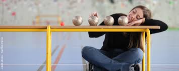 En tête à tête, en doublettes, en triplettes ou un bulletin d'adhésion. Sportive De Haut Niveau A L Usmb Gaia Falconieri Championne De Boules Lyonnaises Universite Savoie Mont Blanc Formation Recherche