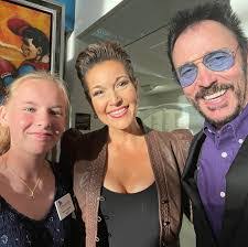 Vicki Rogers's Instagram, Twitter & Facebook