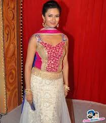 She has been recognized and photographed style icon, being referred to as a fashionista by the media. 30 Zee Tv And More Cute Couples Ideas Zee Tv Cute Couples Couples