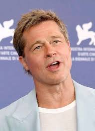 I need a kiss💋 from a wonderful woman who cares about my feelings❤️. To my  future wife , I know that you're seeing my post, I want you to message me  now