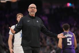 Jason Kidd ejected by Scott Foster less than 7 minutes into Mavericks-Bulls  game - The Athletic