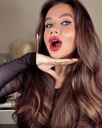 Prepare for Saturday night out 💃🏻💃🏻