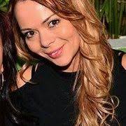 Amy-lee Cuthbert (amyleecuthbert)