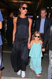 Harper Beckham Lax Airport April 17 2016 Star Style Kids Victoria Beckham Style Victoria Beckham Outfits Victoria Beckham Collection