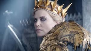 As two evil sisters prepare to conquer the land, two renegades—eric the huntsman, who aided snow white in defeating ravenna in snowwhite and the huntsman, and his forbidden lover, sara—set out to stop them. The Huntsman Winter S War Trailer The Huntsman Winter S War Trailer 1 Metacritic