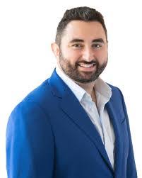 David Paschke's Instagram, Twitter & Facebook