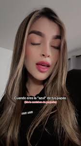 Manuela Henao Con Mahu