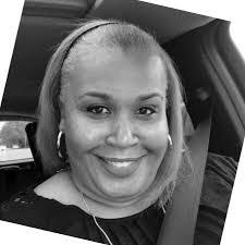 Lisa Cockrell's Instagram, Twitter & Facebook