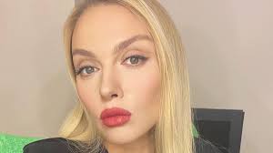 Слушать песни и музыку оля полякова онлайн. Olya Polyakova Prokommentirovala Vystuplenie S Kirkorovym V Dubae