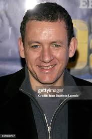 16 Photos & High Res Pictures