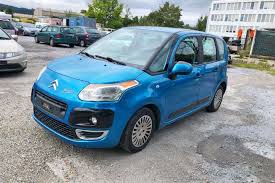 Image result for Bleu Muzzano 2011 Citroen