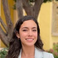 Abril Serrano's Instagram, Twitter & Facebook