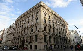 The mm warburg & co kgaa in hamburg with a balance sheet total of 4181.7 million eur one of the major private banks in germany. M M Warburg Co Scheitert Vor Gericht Mit Cum Ex Klage