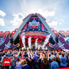 Zie hier de trailer van de livestream van de vrienden van amstel live. Alda De Vliegende Vrienden Van Amstel Live Received The Facebook