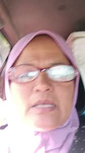 Pakat Mai Gerai Nasi Kerabu Tumis Moksu