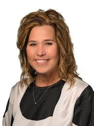 Leta Wells's Instagram, Twitter & Facebook