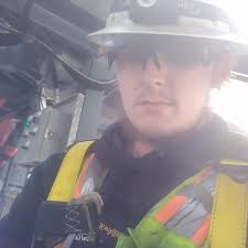 Jacob Touchton (@dezz_electric) • Instagram photos and videos