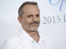 Seré tu amante pan Bimbo", la verdadera letra de 'Bandido' de Miguel Bosé