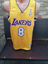 Holen sie sich die besten los angeles lakers trikots, die sie online unter global.nbastore.com finden. Los Angeles La Lakers Trikot Kobe Bryant Champion Jersey Shirt Nba Camisola M 44 In 2021 Trikot Kobe Bryant Nba