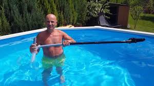 Aspirateur Piscine A 0 Youtube