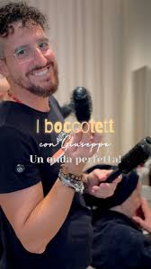 Per avere un buon profumo dopo che lavo il pavimento con lo svelto, come  ultima passata private oies (che ha tantissime fragranze e sono quasi tutte  belle 😍 io ho quello sabbia),