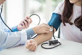 Ketahui apa itu tekanan darah dan cara membacanya. Ketahui Tekanan Darah Normal Orang Dewasa Dan Cara Mempertahankannya Alodokter