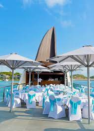 Yacht Club Bommie Deck Hamilton Island Www Hamiltonislandweddings Com Yachtclubwedding Hamilton Island Wedding Hamilton Island Boating Holidays