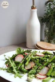 Salade De Printemps Pour Bien Commencer Notre Menu De Paques Recette Vegan Recette Printemps Salade De Printemps Recettes De Cuisine