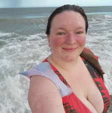 Flying into Libra season like...