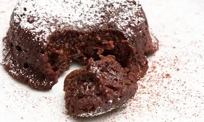 Moelleux Au Chocolat Authentique Par Nature Page 2 A 2 Astuces Au Feminin En 2020 Moelleux Au Chocolat Dessert Chocolat