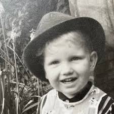 Ruairí Fallon (@Fallooni)