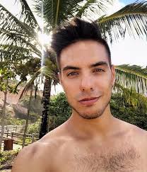 Vadhir Derbez está na Bahia! Vem ver