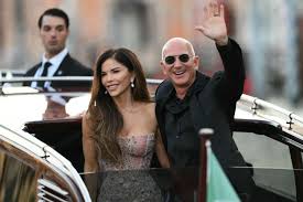 Lauren Sánchez Bezos Drops Off Her Son Evan at College in Rare Photo