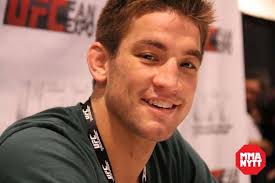 Sam Stout medger att hans haka inte håller lika bra som den tidigare gjort 