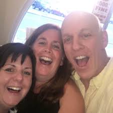 Larry's first-ever selfie (or so he claims).