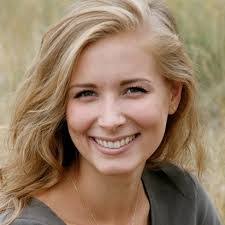 Shalynn Smith's Instagram, Twitter & Facebook