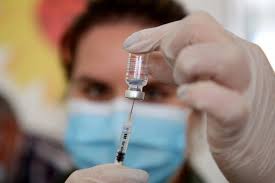 En colombia, las dosis de la farmacéutica china sinovac ya son suministradas al personas de salud de primera línea y también a los adultos mayores de 80 años. Vacunacion Covid 19 Llegaran 1 5 Millones De Dosis De Sinovac Salud Eltiempo Com